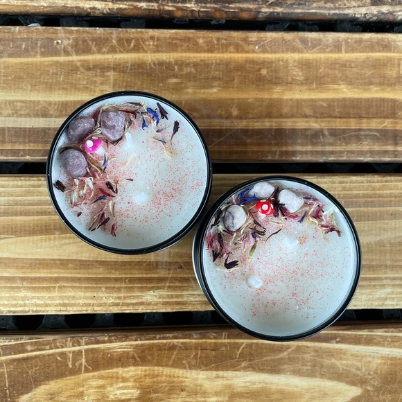 *Garden Magic* 4oz Soy Wax Candle - Picture 3 of 5